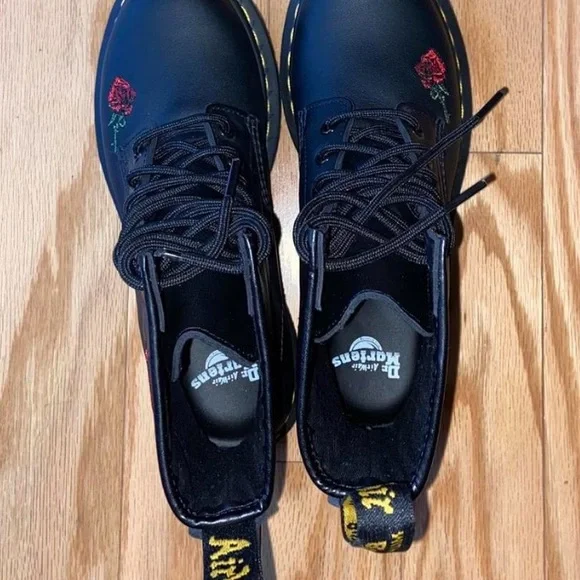 SOLD - 1460 Vonda Floral Leather Lace Up Boots - Picture 5 of 7